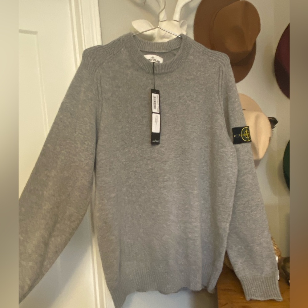 NWT- Stone Island knit sweater. Size XL/Color gray. Please see comments..